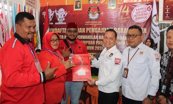 Baru 2 Parpol Daftar Bacaleg Ke KPU Padangsidempuan