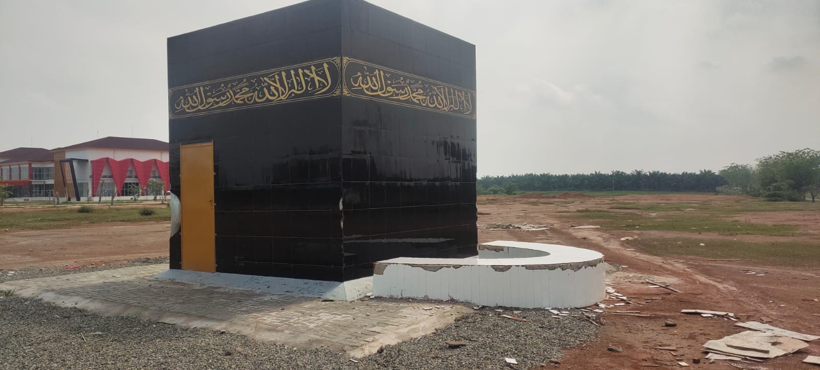 Replika Ka'bah Untuk Manasik Haji Batubara Dirusak OTK