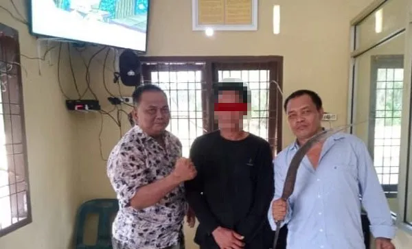 Kades Bagan Asahan Dibacok Warganya