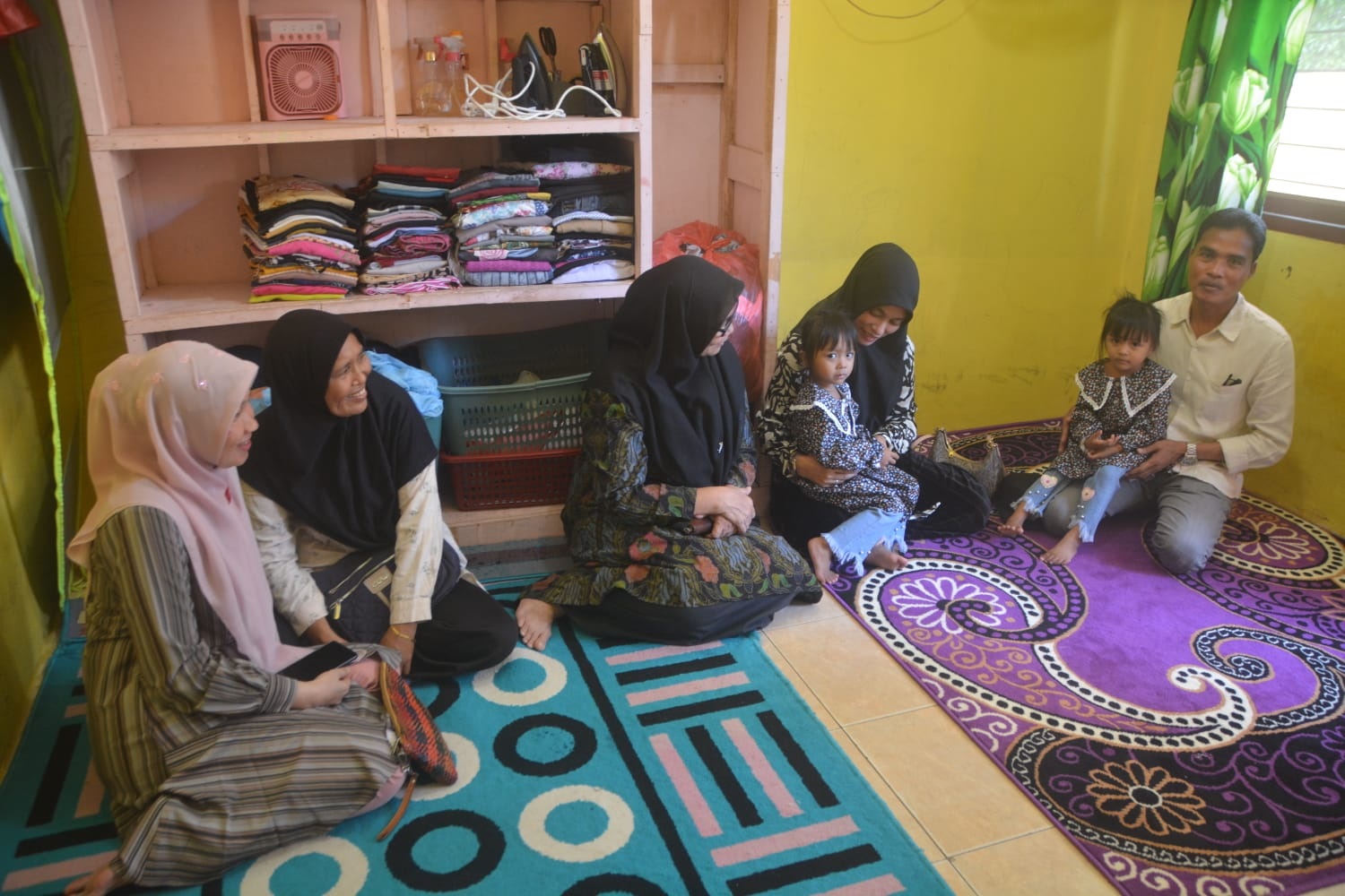 Pj Wali Kota Langsa Kunjungi Anak Asuh Stunting
