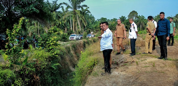 Bupati Simalungun Tinjau Lokasi TPA Di Bandar