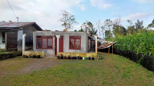 Angin Kencang Disertai Hujan Es Hantam Dua Desa Di Dairi