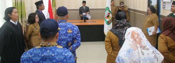Pejabat Eselon III Dan Fungsional Pemko P.Siantar Dilantik 