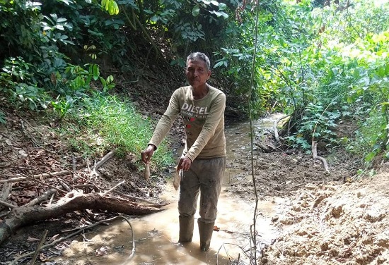 Alur Gajahmentah Tercemar, DLHK Lakukan Uji Baku Mutu