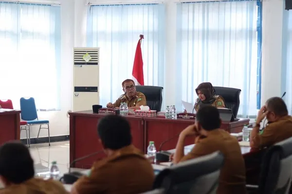 Bupati Pimpin Rapat Evaluasi Penyerapan Anggaran