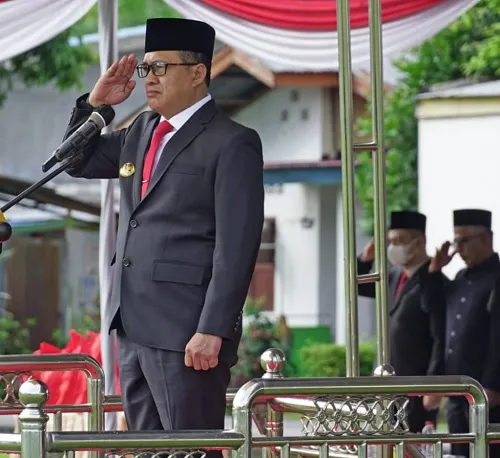Bupati Zahir: Hari Pahlawan Beri Semangat Belajar