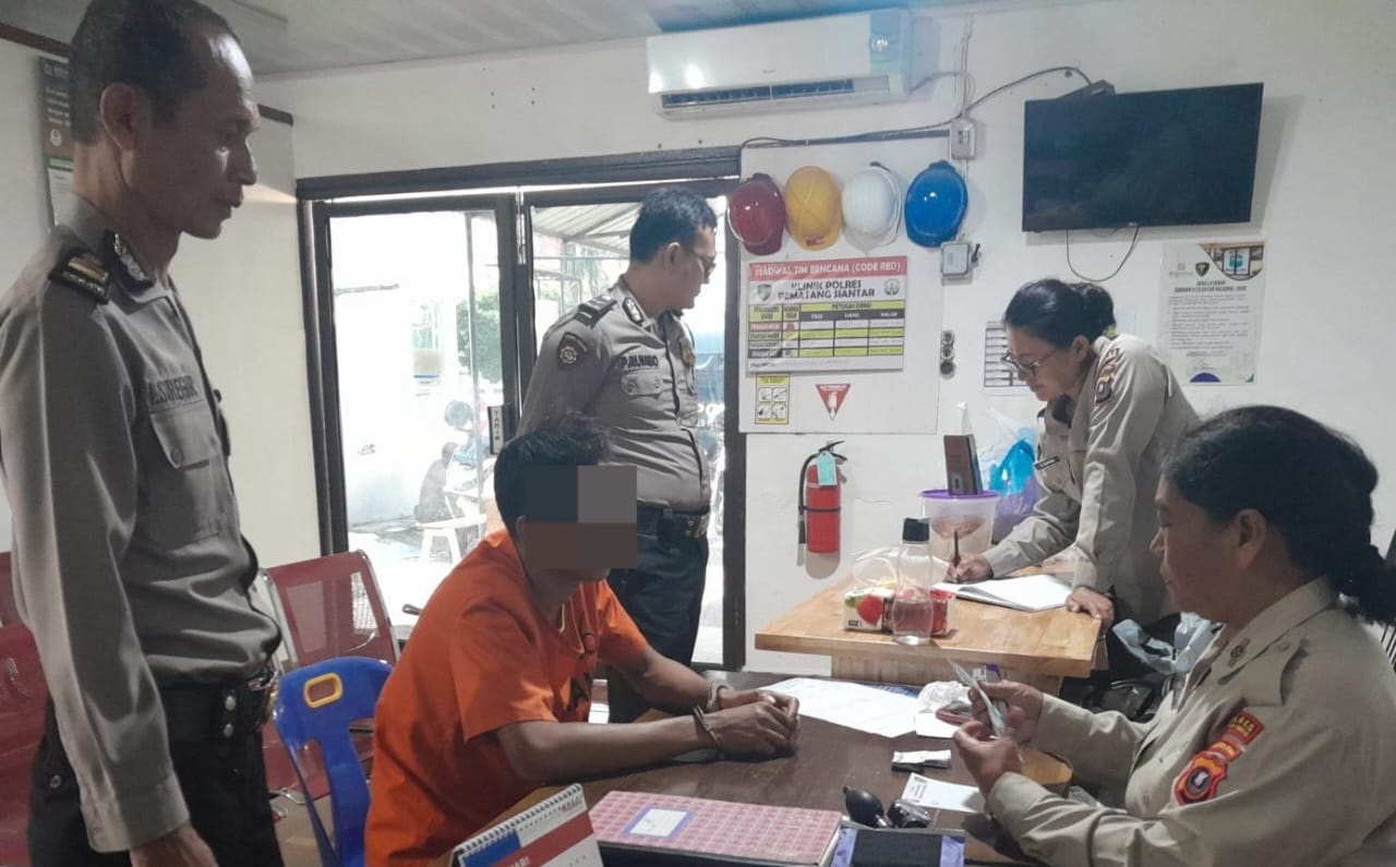 Sidokkes Polres P.Siantar Cek Kesehatan Tahanan