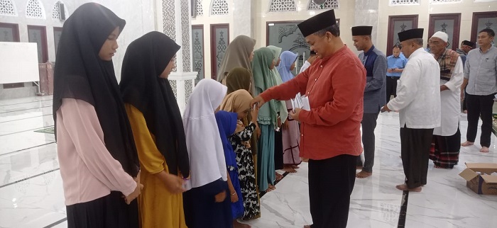 Ketua DPRK Aceh Tamiang Syukuran Santuni Anak Yatim
