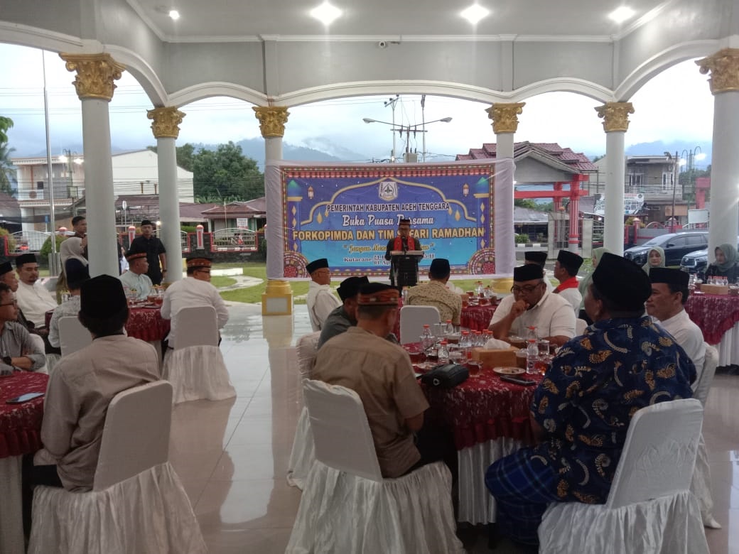 Pj Bupati Agara Adakan Bukber Dengan Forkopimda Dan Tim Safari Ramadan