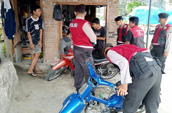 Ciptakan Situasi Aman, Tim Patroli Samapta Polres P. Siantar Sambangi Bengkel