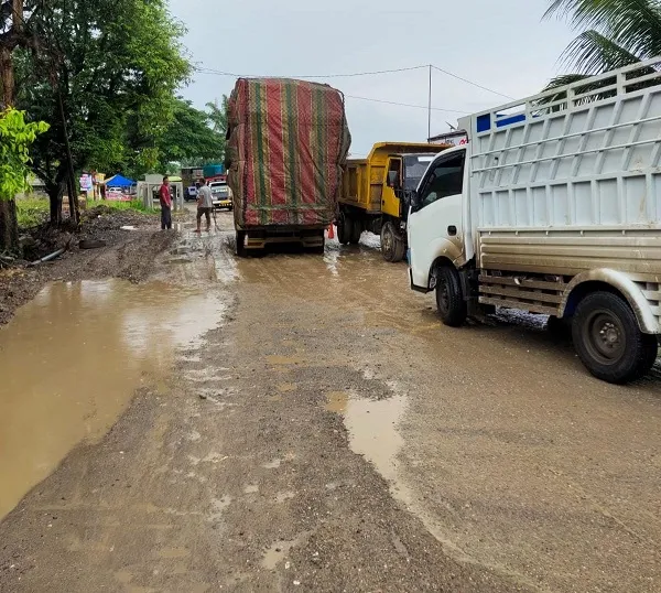 Akibat Perbaikan Jalan,<br>Jalinsum Kembali Macat