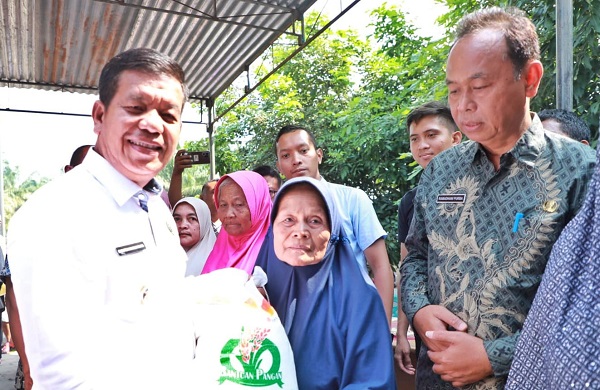 Bupati Simalungun Launching Cadangan Beras Pemerintah Untuk Bantuan Pangan 2023