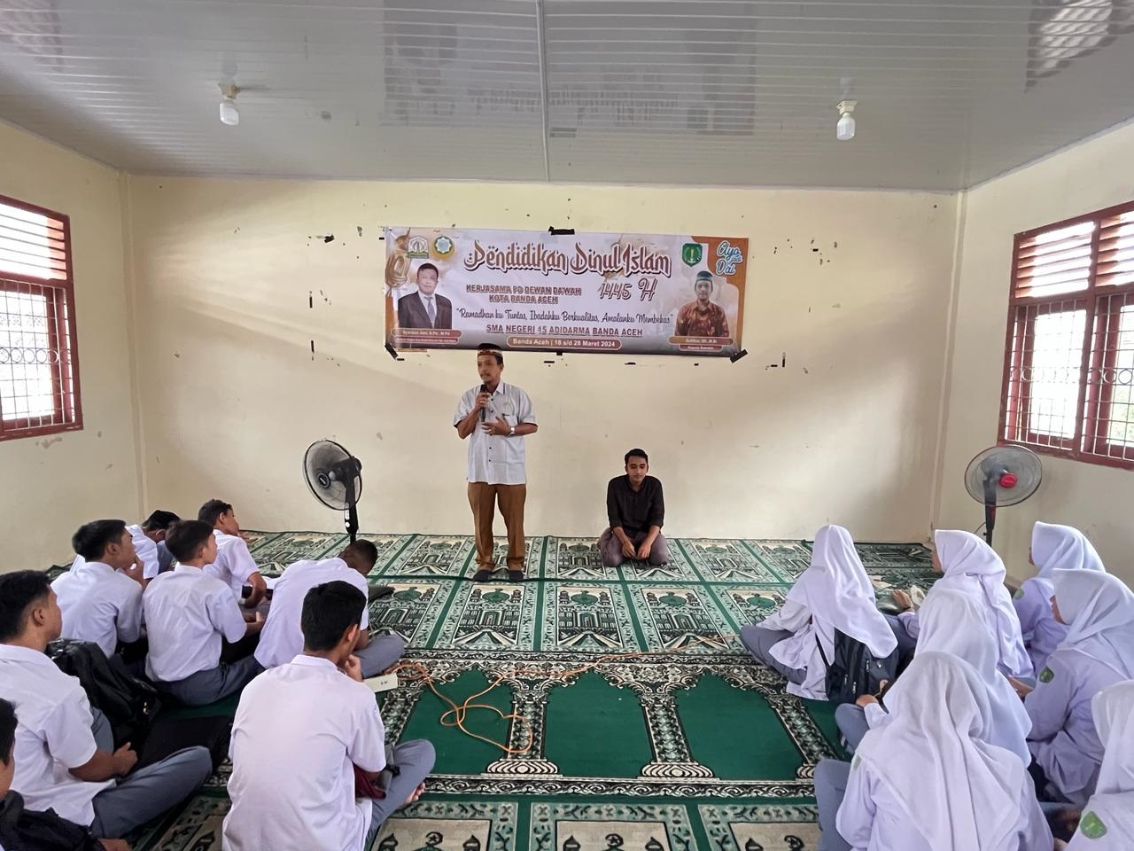 SMAN 15 Adidarma Dan DDB Gelar Pendidikan Dinul Islam