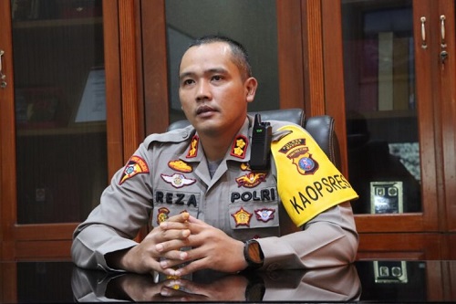 Kapolres Madina Ke Lokasi Aksi Massa Singkuang 1