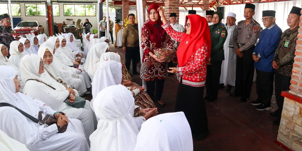 Wali Kota Tepung Tawari Jamaah Haji P.Siantar
