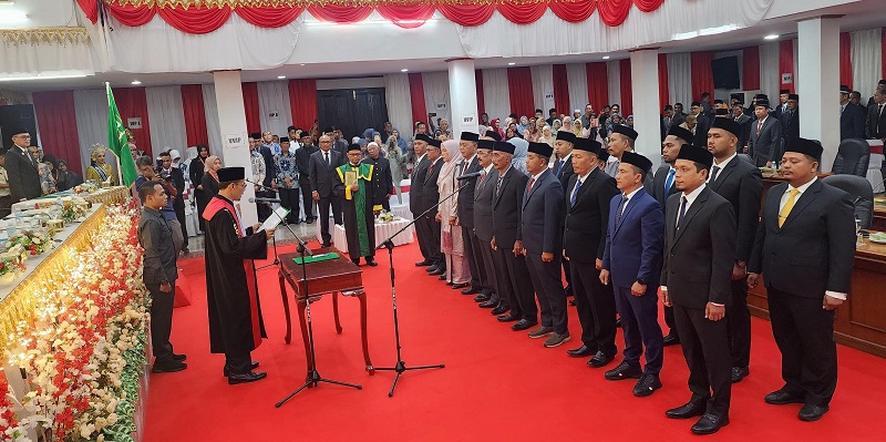 Ketua PN Sabang Lantik 20 Anggota DPRK
