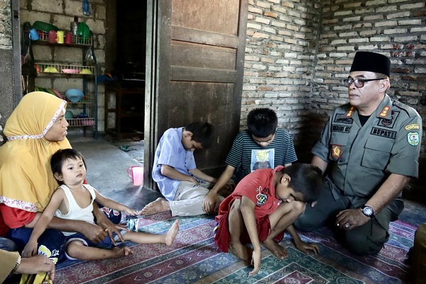 Kisah Sukhairi Di Tengah 3 Anak Penderita Buta