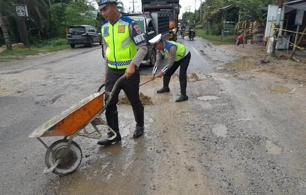Enam Titik Jalan Negara Berbahaya