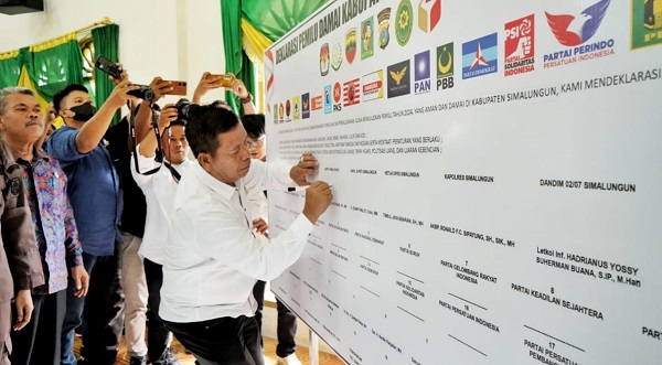 Bupati Simalungun, Forkopimda Dan Peserta Pemilu Deklarasi Pemilu Damai