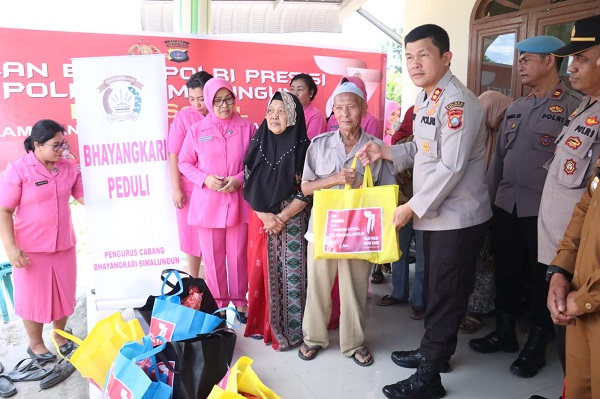 Sambut Hari Bhayangkara, Polres Simalungun Salurkan 1.100 Paket Sembako
