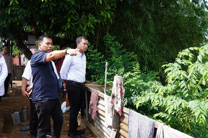 Pj Wali Kota Tangani Masalah Abrasi Sungai Padang