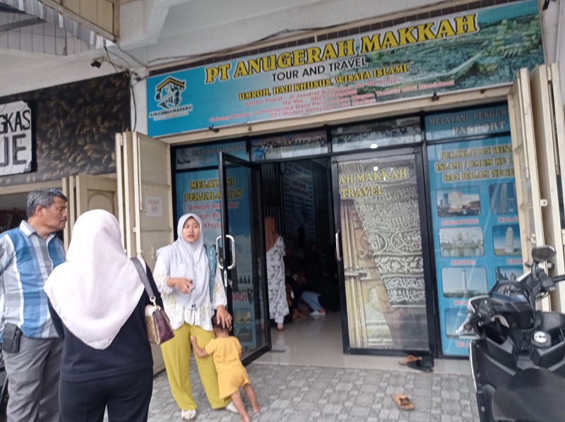 Pemilik Travel "Kabur" Puluhan Calon Jamaah Umroh Gagal Berangkat