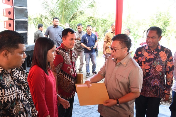 785 Siswa SD, SMP, SMA &amp; SMK Di Sergai Terima SK PIP
