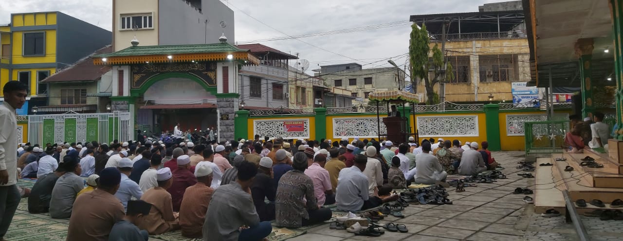 Shalat Idul Adha Di Masjid Raya P.Brandan