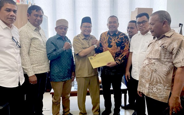 DPRK Pidie Resmi Serahkan Tiga Nama Pj Bupati Ke Kemendagri