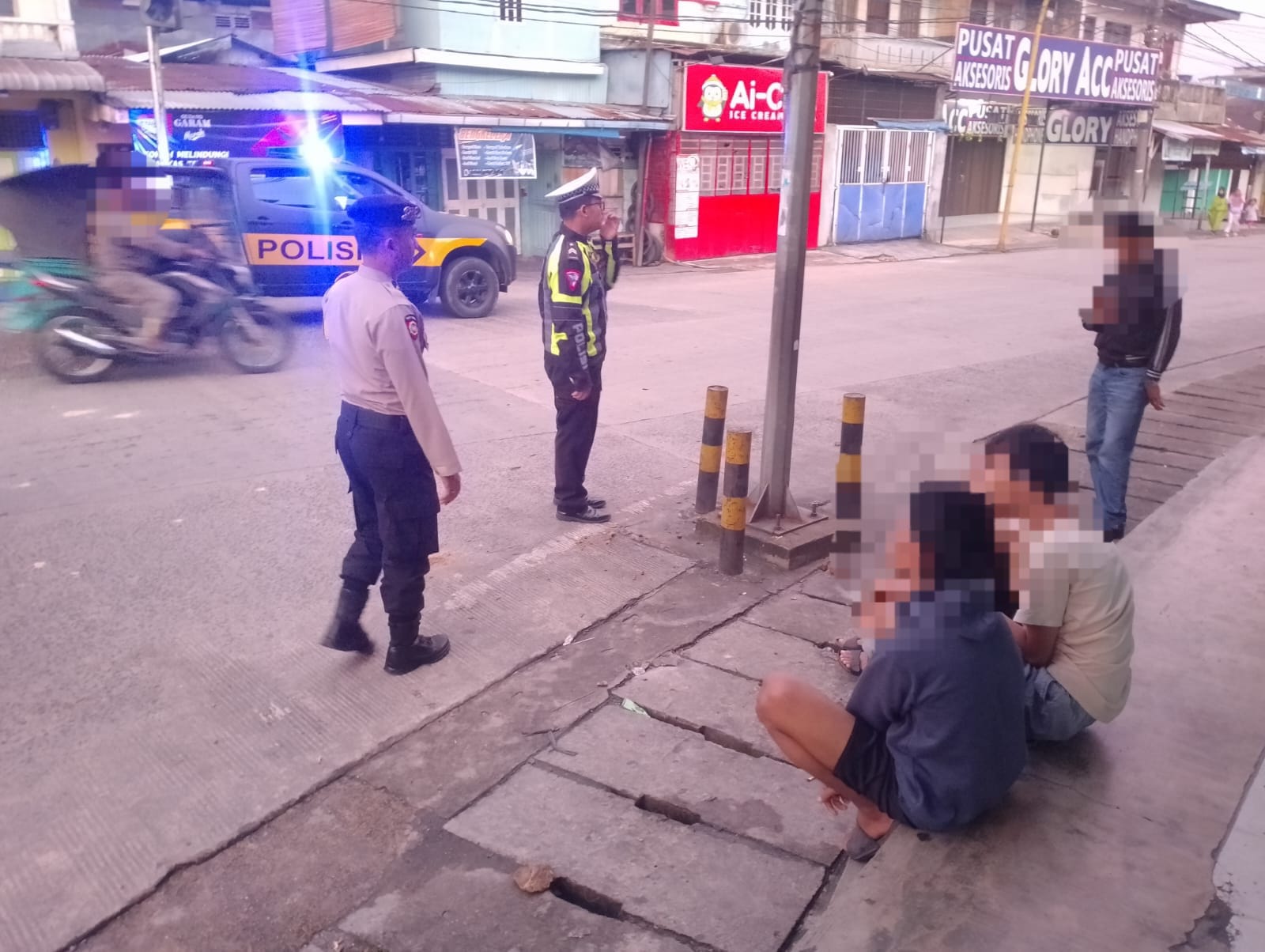 Polres Sibolga Patroli Dialogis Asmara Subuh Antisipasi Kenakalan Remaja