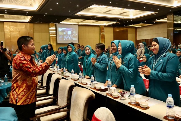 Selaraskan Program Kerja PKK, Eli Mahrani Ikuti Rakorda Sumut