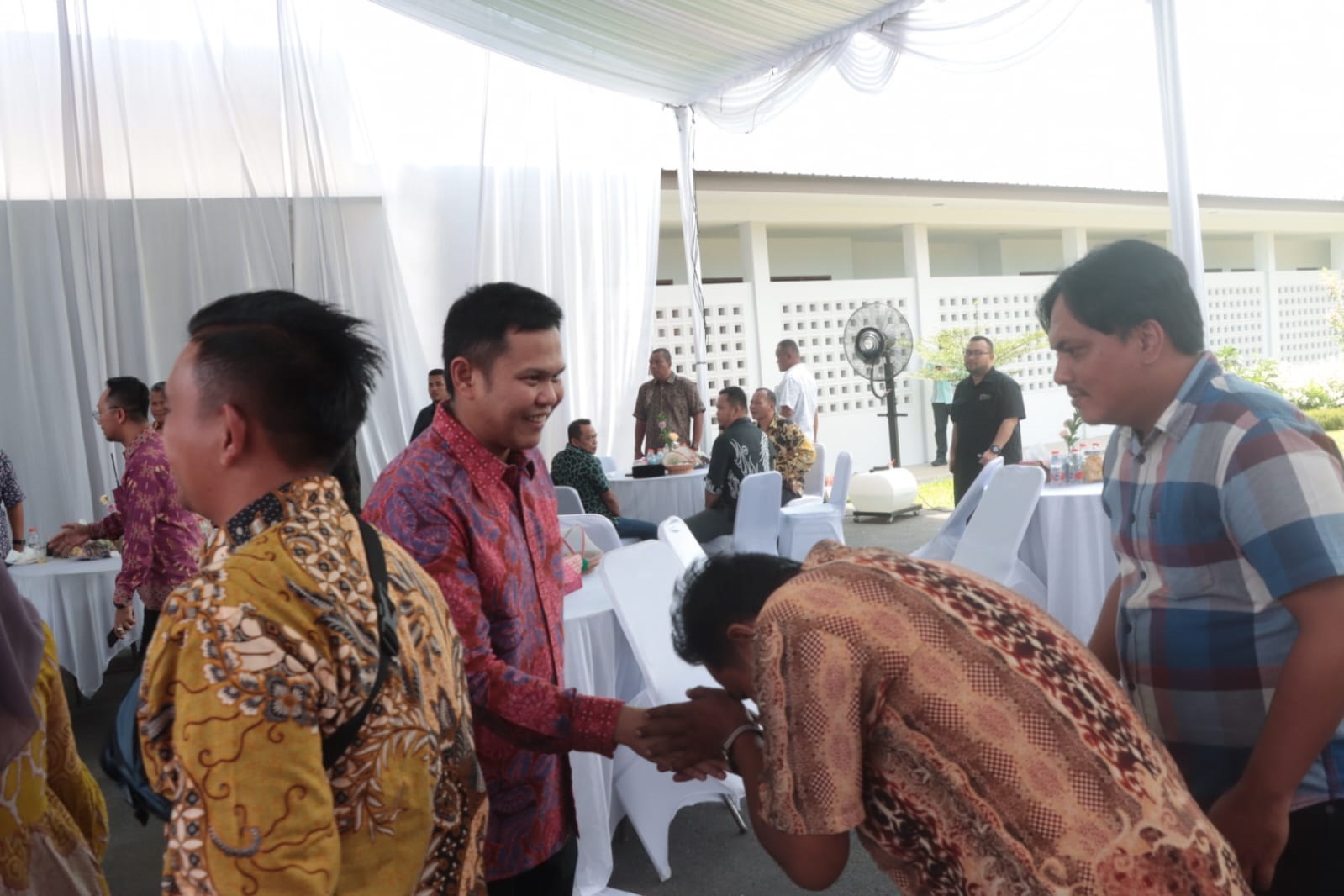 Halal Bihalal Idulfitri, Masyarakat Berduyun Di Kediaman Wabup Sergai