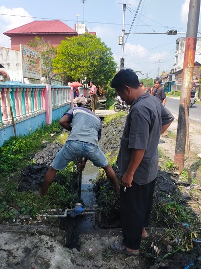 Galang Dana Bantu Panti Asuhan, Kepling Pimpin Gotroy
