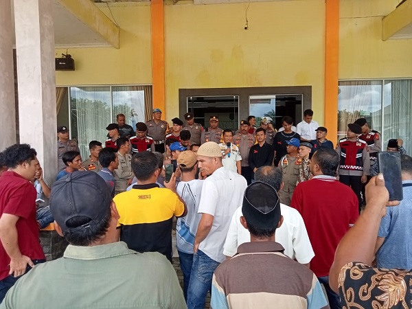 PT Barapala Diminta Kembalikan Tanah Ulayat Aek Nabara
