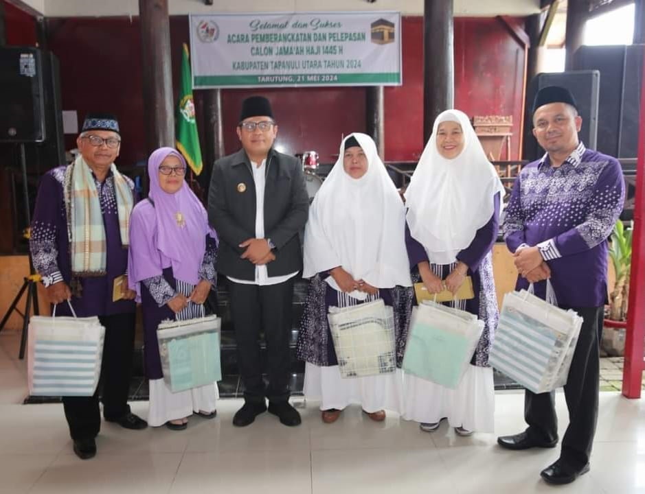 6 Jamaah Calon Haji Kabupaten Tapanuli Utara Dilepas Pj Bupati