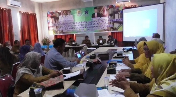 Perpustakaan Pendidikan Dasar Dapat Pembinaan
