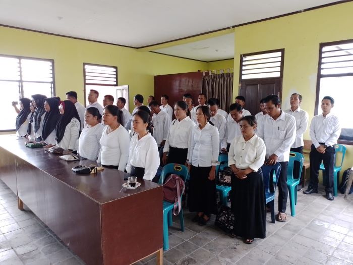 381 Panitia Pengawas Desa Se-Agara Dilantik
