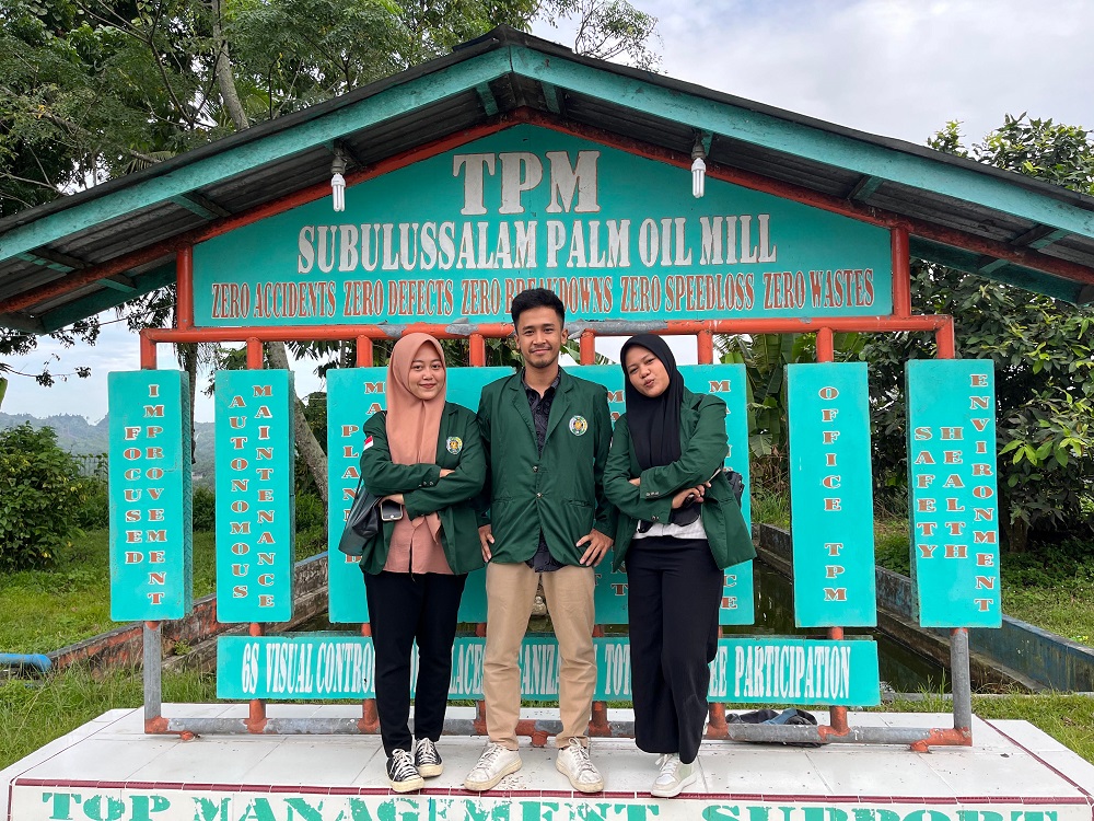 Tiga Mahasiswa Teknik Industri USU Kerja Praktik Di PT GSS Kota Subulussalam