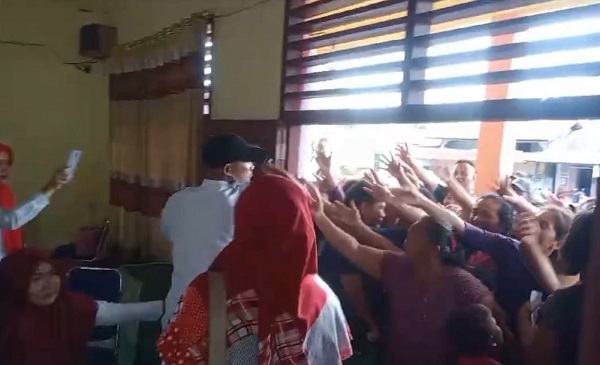 Masyarakat Simpang Kanan Serbu GPM