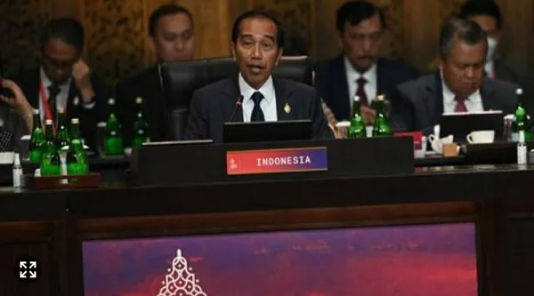 Buka KTT G20, Jokowi: Akhiri Perang