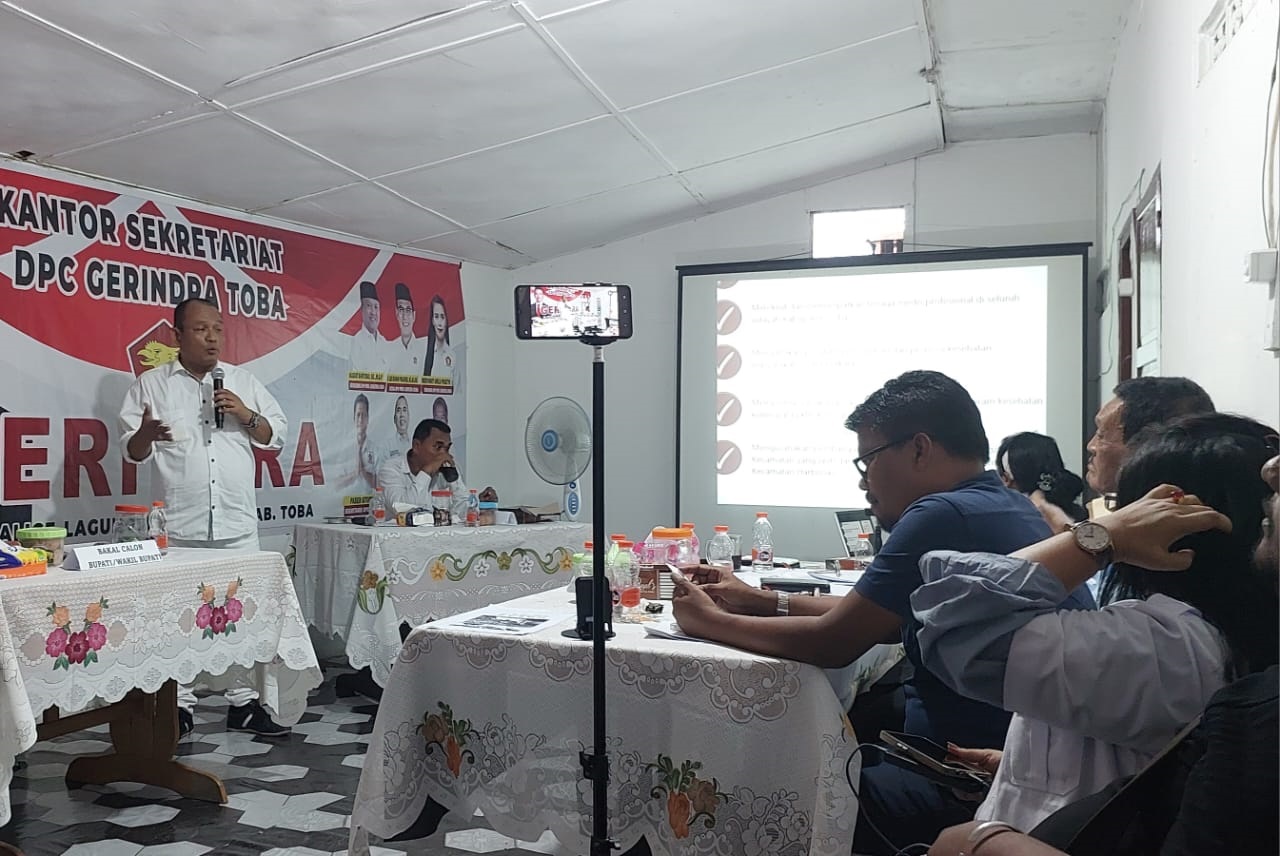 Bakal Calon Bupati Toba Robinson Sitorus Siap Jadikan Toba Emas 2034