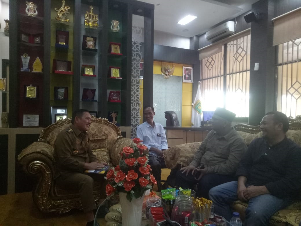 Panpel Halal Bi Halal Pakpak Undang Wali Kota Subulussalam