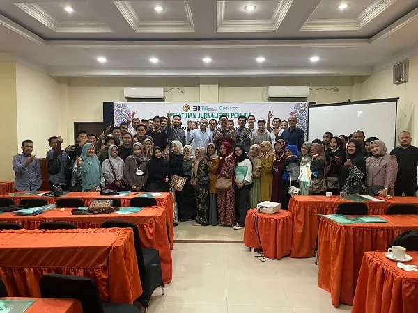 Muslim : Dampak Wabah Covid 19 Pertumbuhan Ekonomi Minus