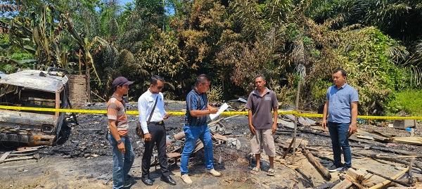 Satu Rumah Di Sei Tualang Musnah Terbakar