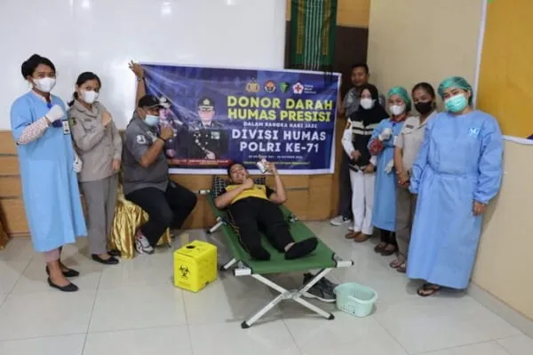 Polres Dairi Bakti Sosial Sambut HUT Ke-71 Divisi Humas Polri