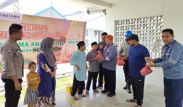 Anak Yatim Lhokseumawe Terima Daging Meugang