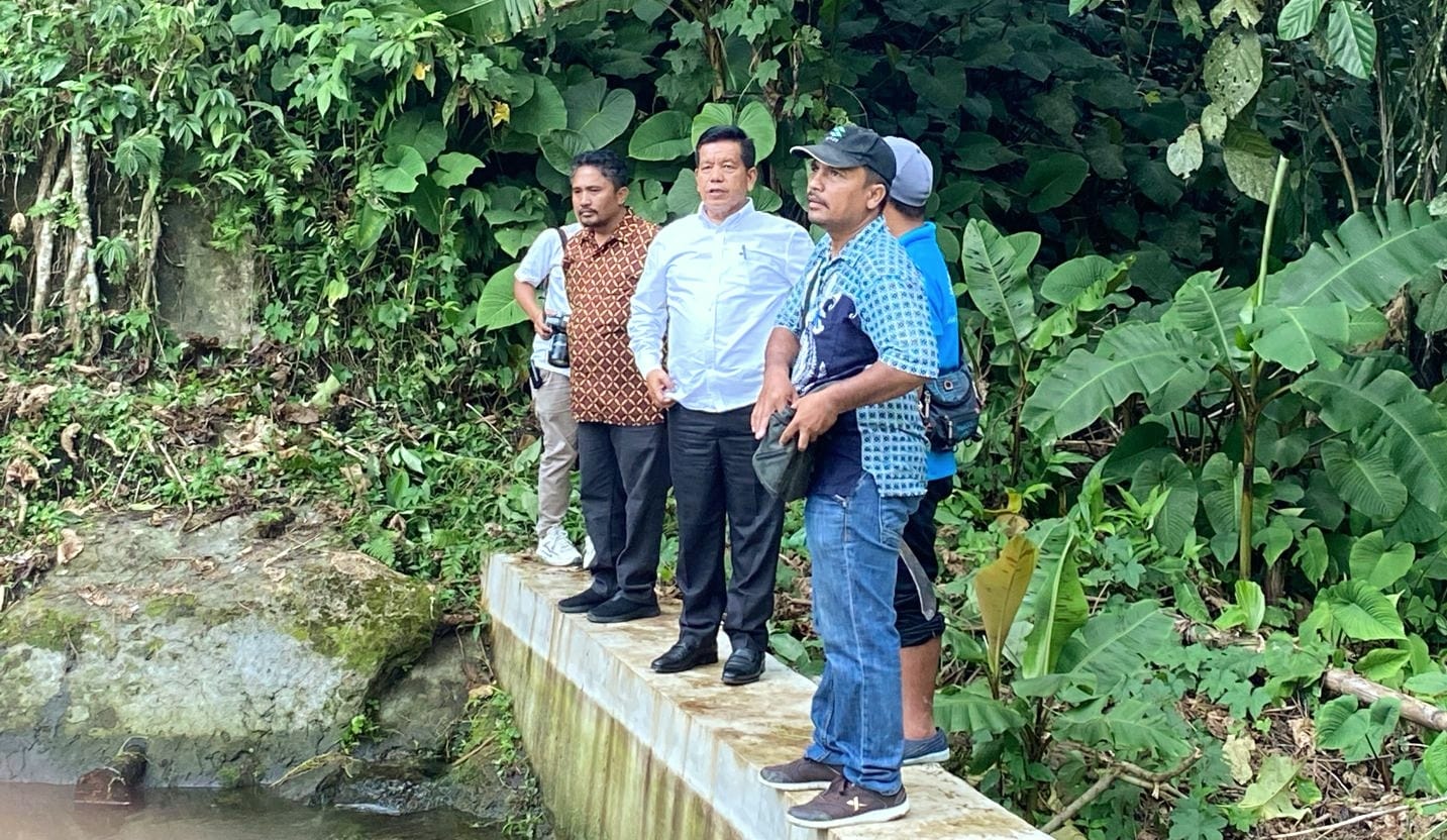 Bupati Simalungun Dan Dirut PDAM Tirta Lihou Tinjau Sumber Air Di Panei