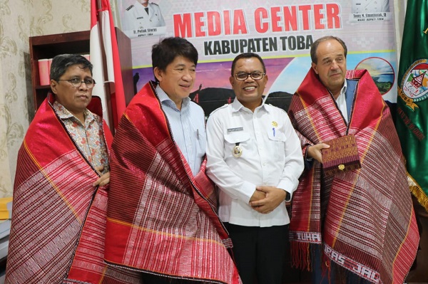 Pemkab Toba Jajaki Kerjasama Kesehatan Dengan Investor Austria