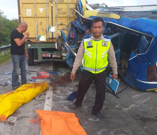 4 Korban Tewas Di Tol Sergai Warga Taput
