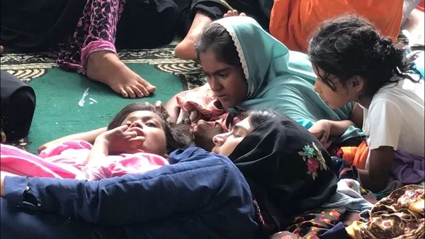 Geusyik Meunasah Lhok Ultimatum Tampung Warga Rohingya Hingga Sore